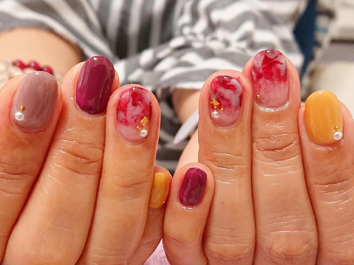 ネイル べっ甲ネイル ニュアンスネイル あんきち    のネイルデザイン