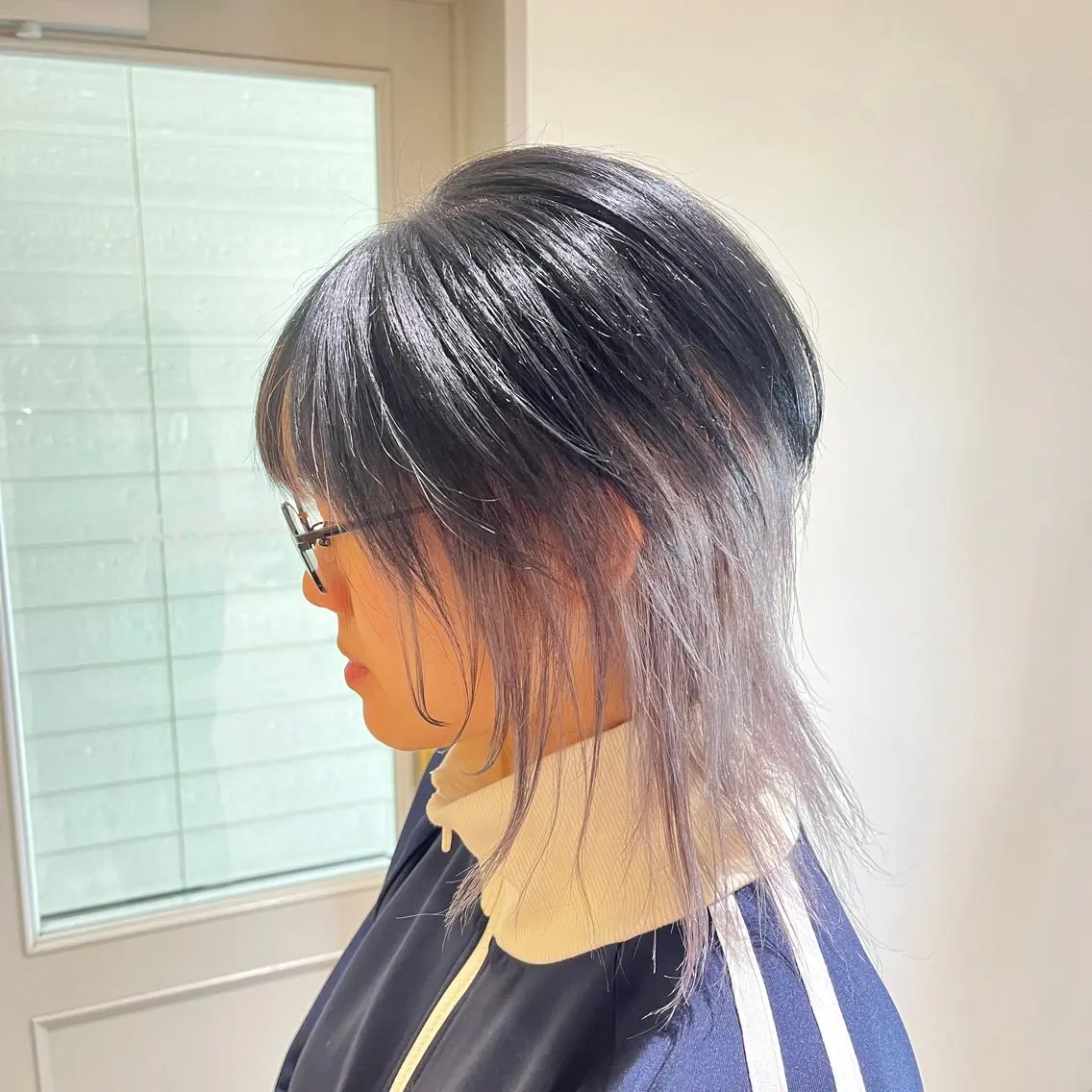 ミディアム カラー ブリーチ ヘアカラー トリートメント ✨髪質改善🎨 杉本賢人のヘアスタイル