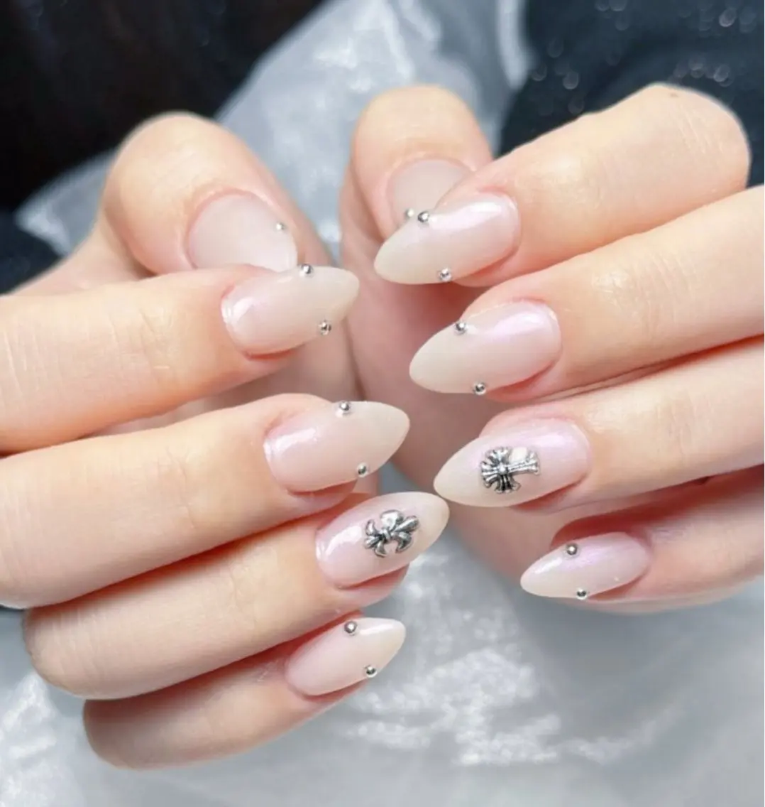 ショート 韓国風ヘア ハンドネイル navi nail ayaneのネイルデザイン