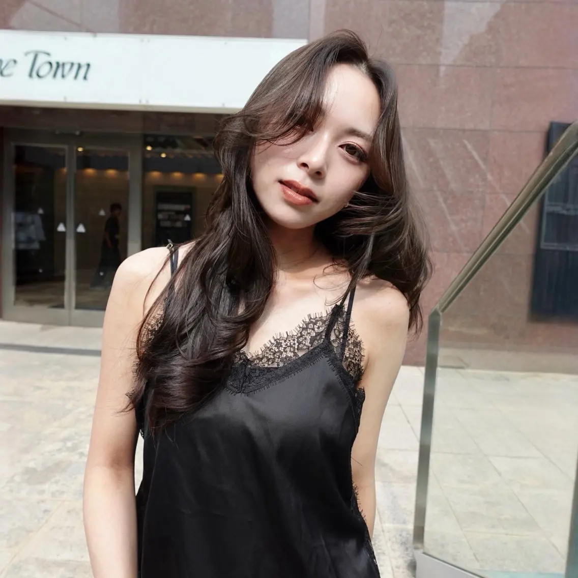 ロング カラー ヘアアレンジ レイヤーカット カット ヘアカラー トリートメント レイヤーカット🤍 RINAのヘアスタイル