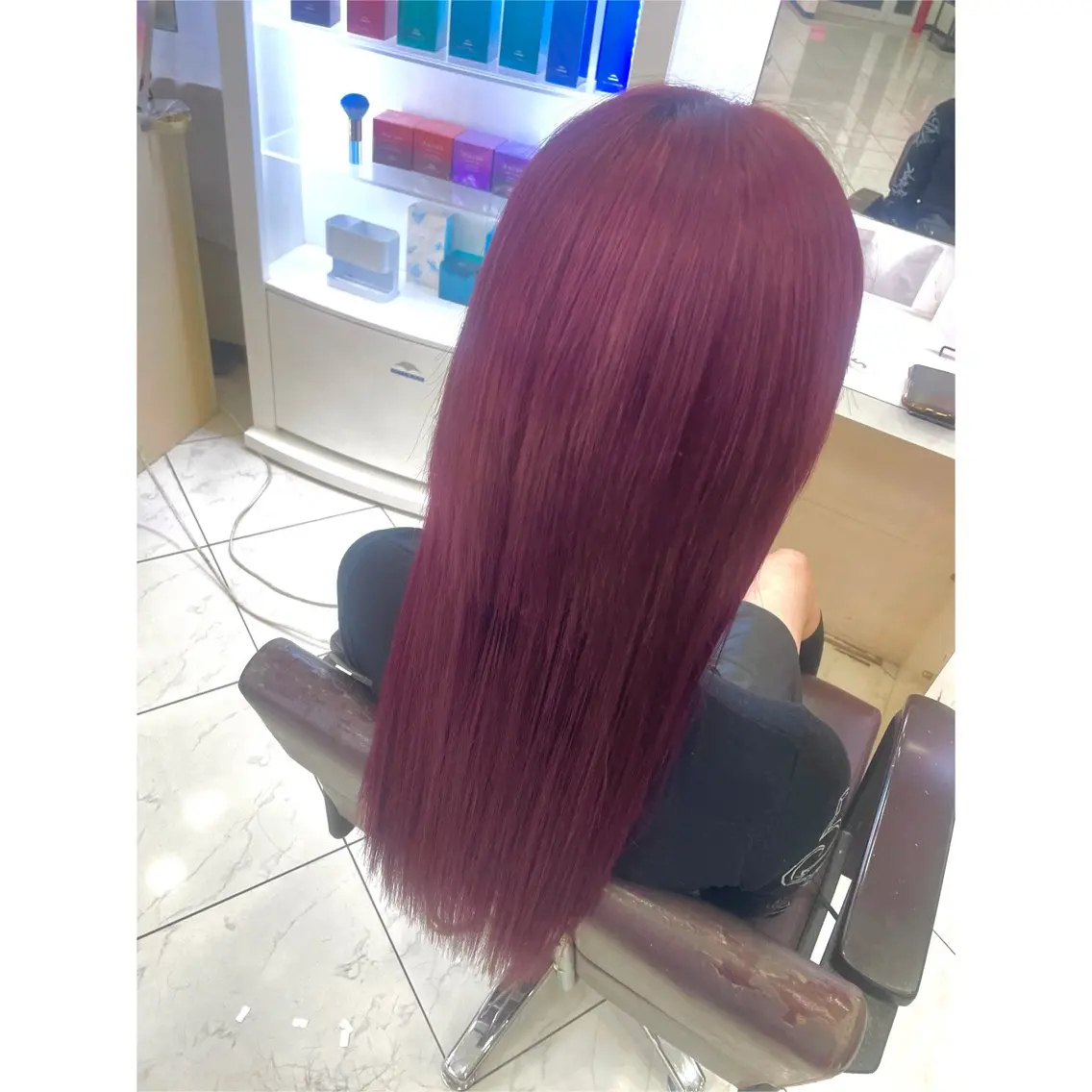 ロング カラー ヘアアレンジ シールエクステ バレイヤージュ ベージュカラー ブリーチ ケアブリーチ M. KANAのヘアスタイル