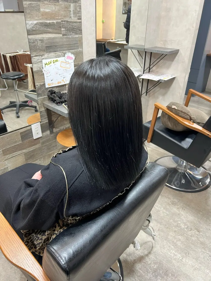 ミディアム ヘアカラー RIENS 高森俊輔のヘアスタイル