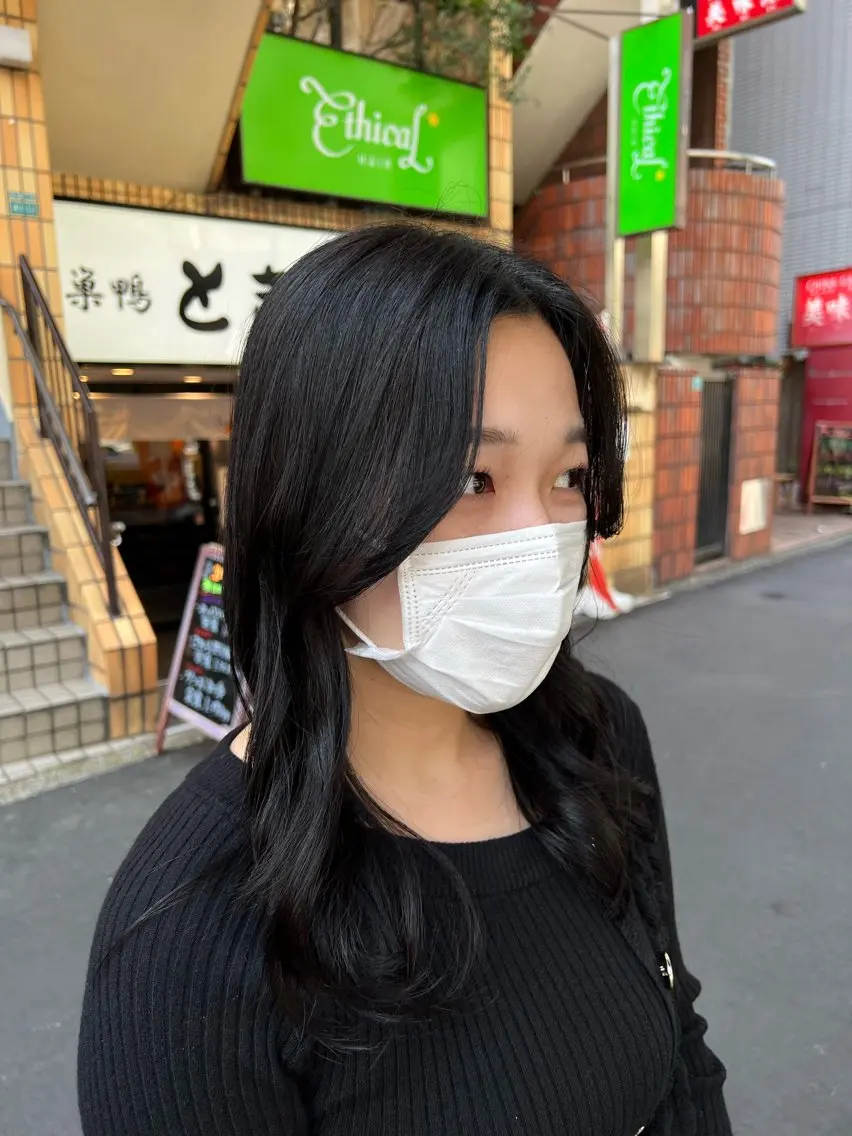 ロング レイヤーカット カット 【髪質改善/縮毛矯正 /カラー】ホサカのヘアスタイル