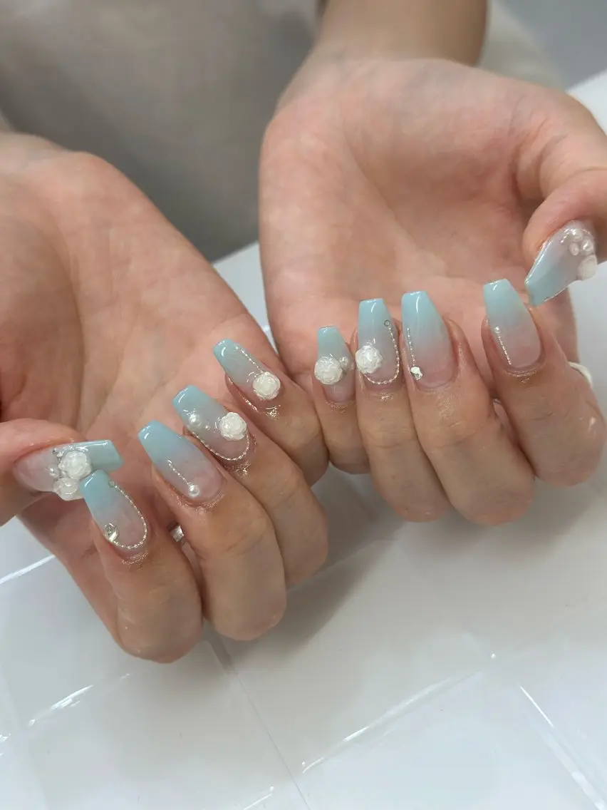 ネイル Elegancia. Hiromiのネイルデザイン
