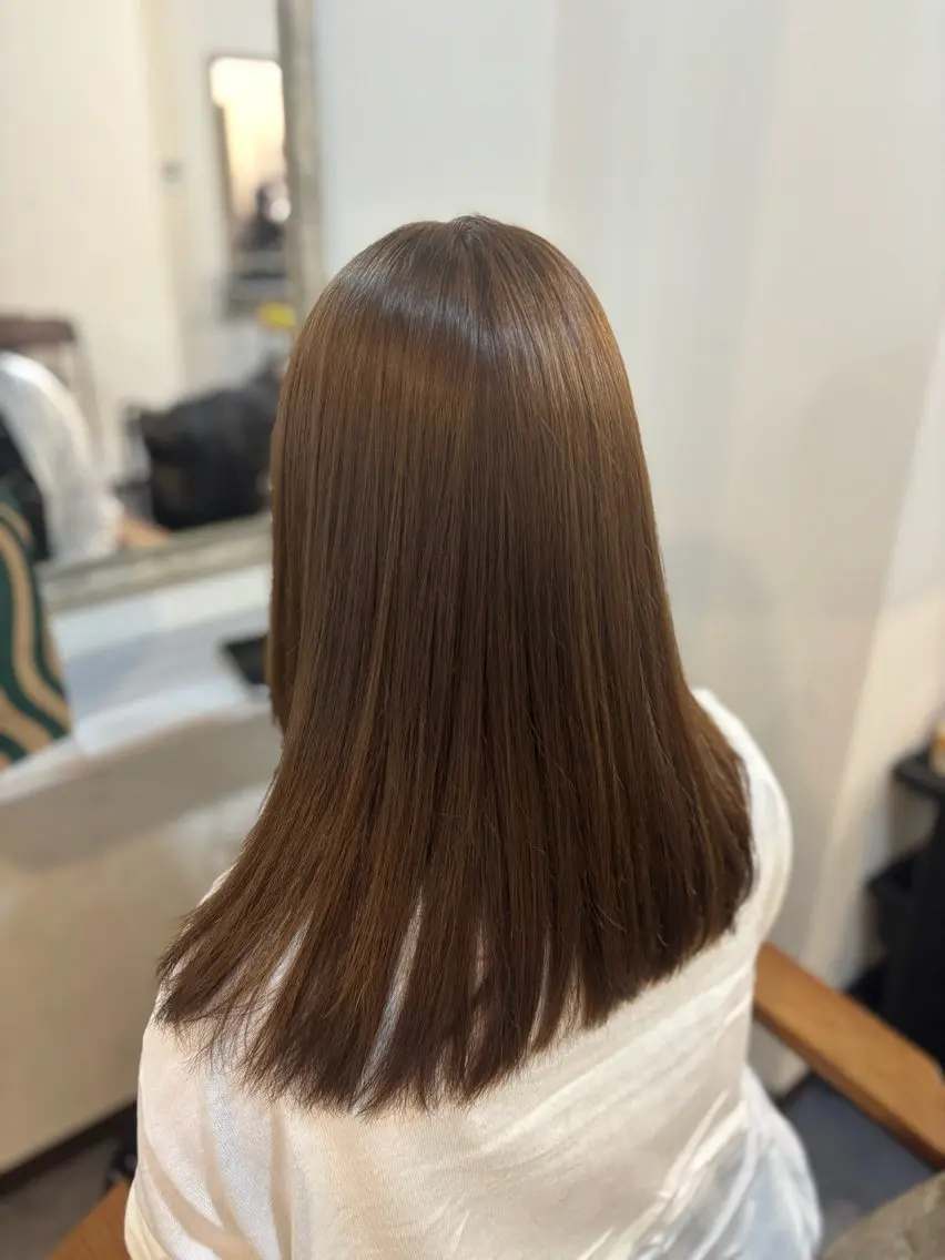 セミロング カラー ベージュカラー ブリーチ ブリーチなしカラー ヘアカラー 山本なつみ/透明感 /レイヤー/ブリーチのヘアスタイル