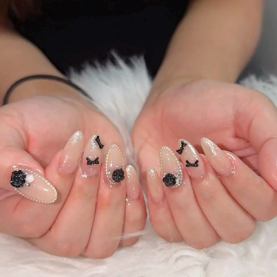 ネイル オーロラネイル 長さ出し フラッシュネイル フレンチネイル ジェルネイル ハンドネイル Amee Nail Salonのネイルデザイン