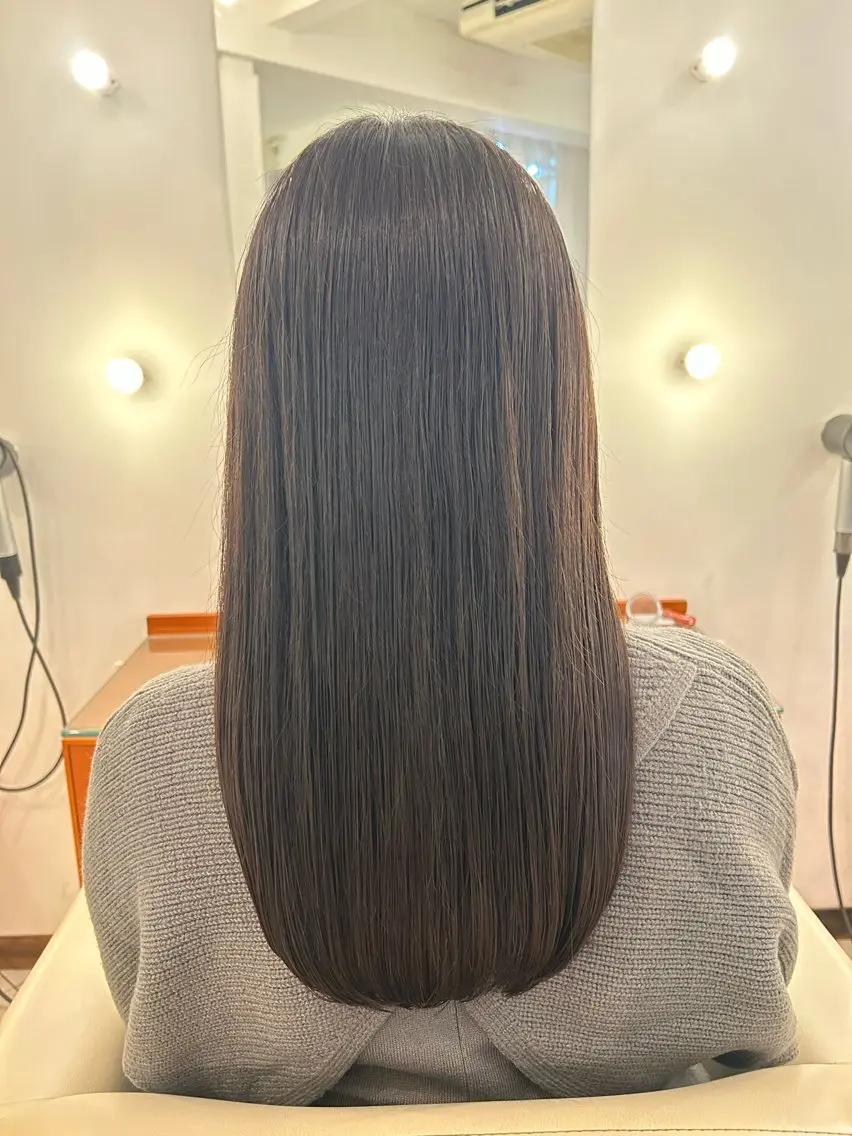 ロング Miu Otaのヘアスタイル