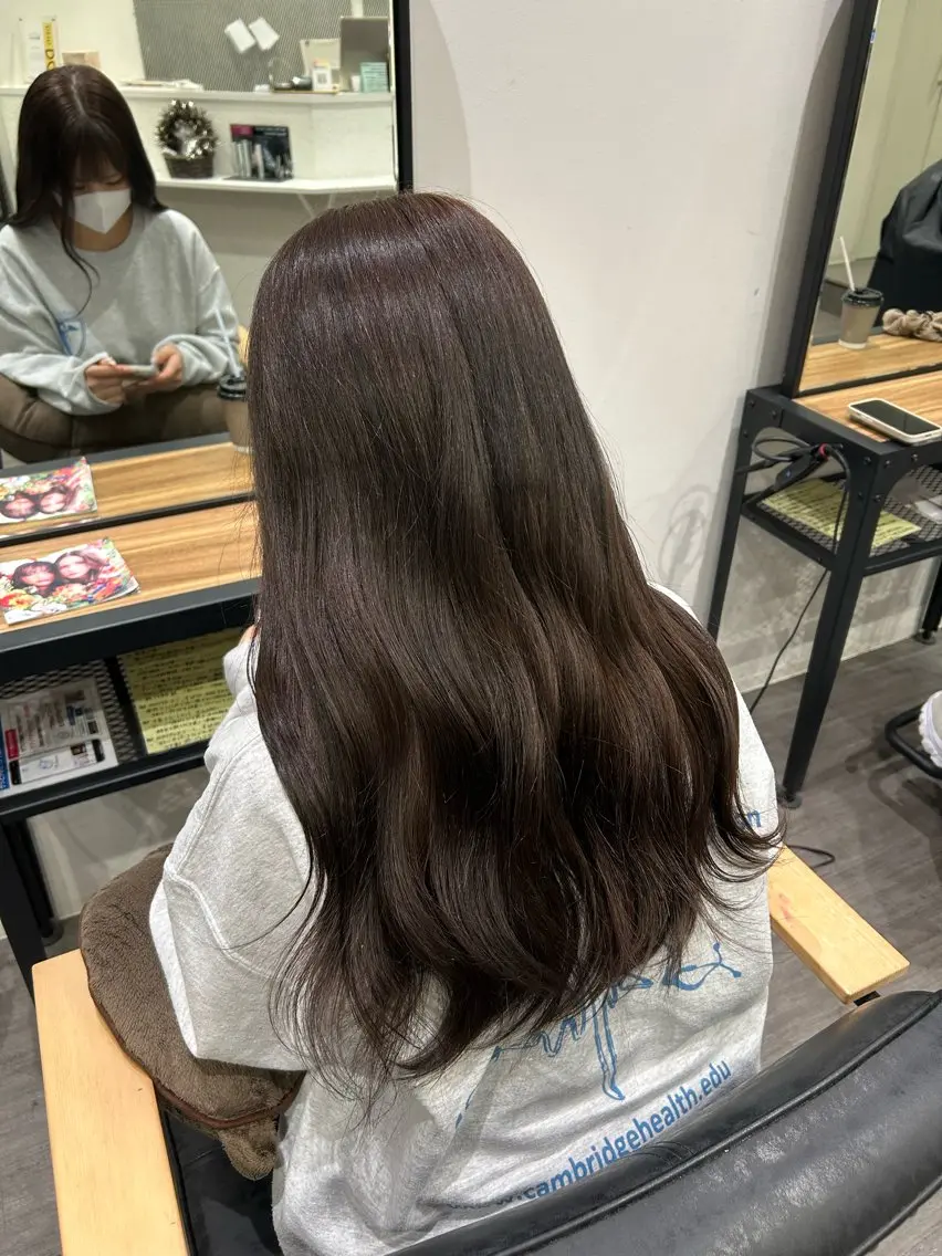 ロング カラー ヘアアレンジ アッシュ ベージュカラー 透明感カラー cocotte 💟草間紫音💟のヘアスタイル