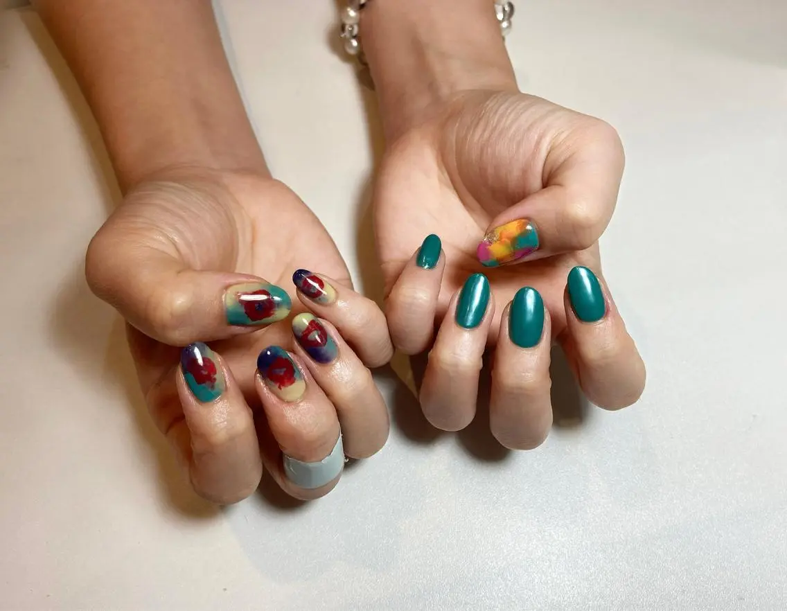 カラー ネイル Adore nailのネイルデザイン