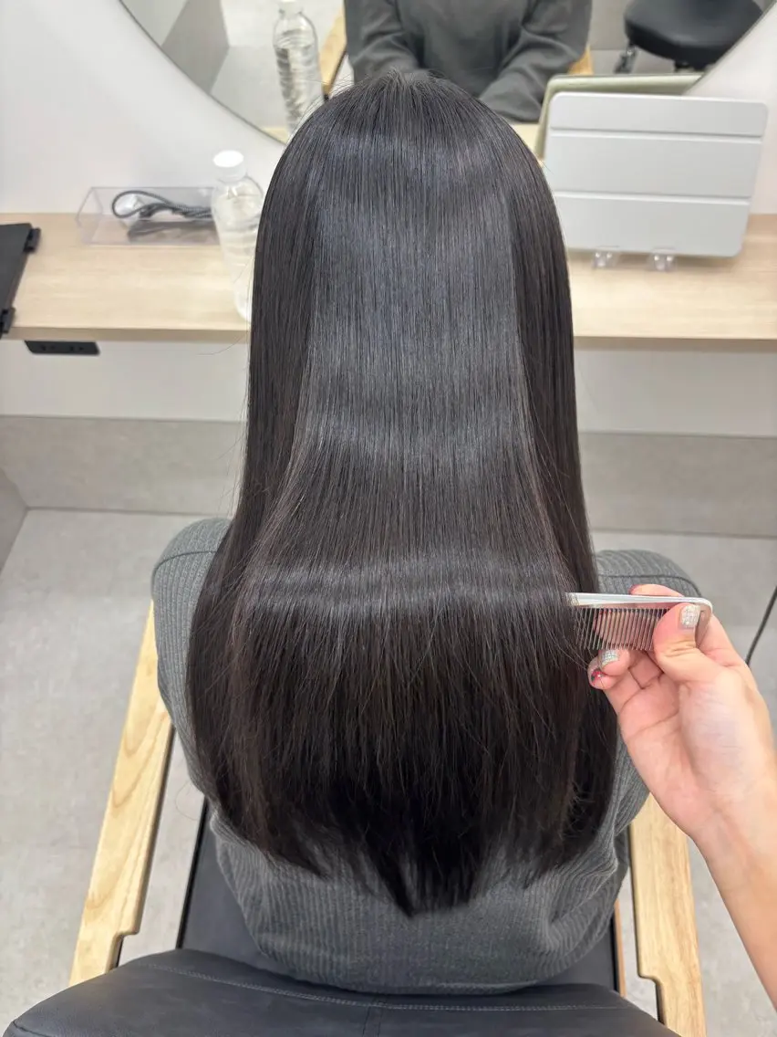 ロング 道村凜 🩶髪質改善のヘアスタイル