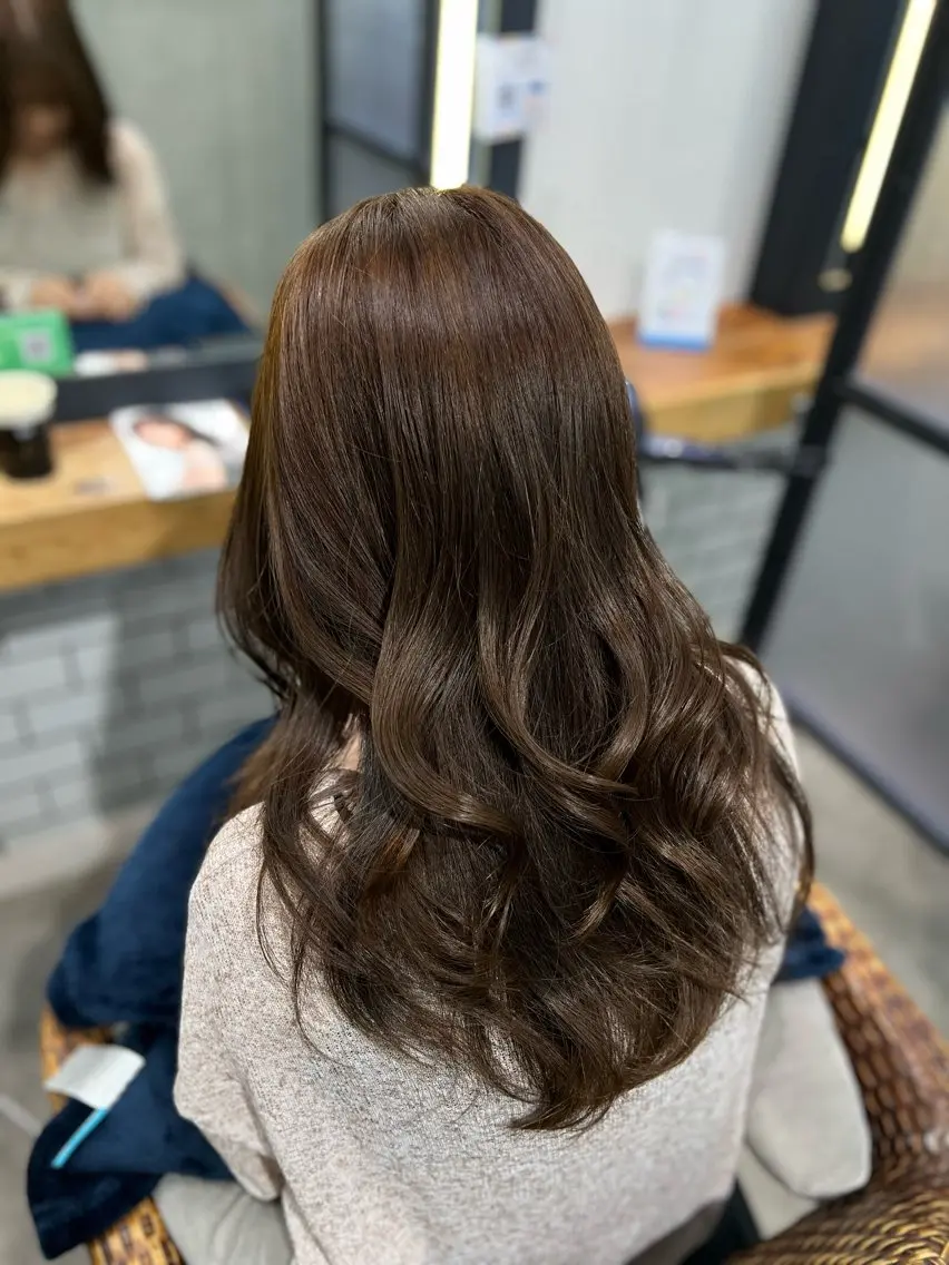ロング カラー ブリーチ グレージュ ブリーチなしカラー ロング ヘアカラー ショート/ボブ manakaのヘアスタイル