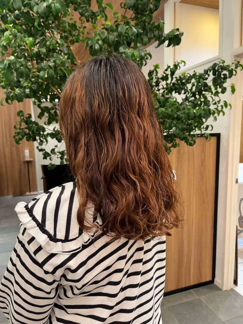 セミロング パーマ 門崎未依/レイヤー/ メンズカット🪿🌼のヘアスタイル