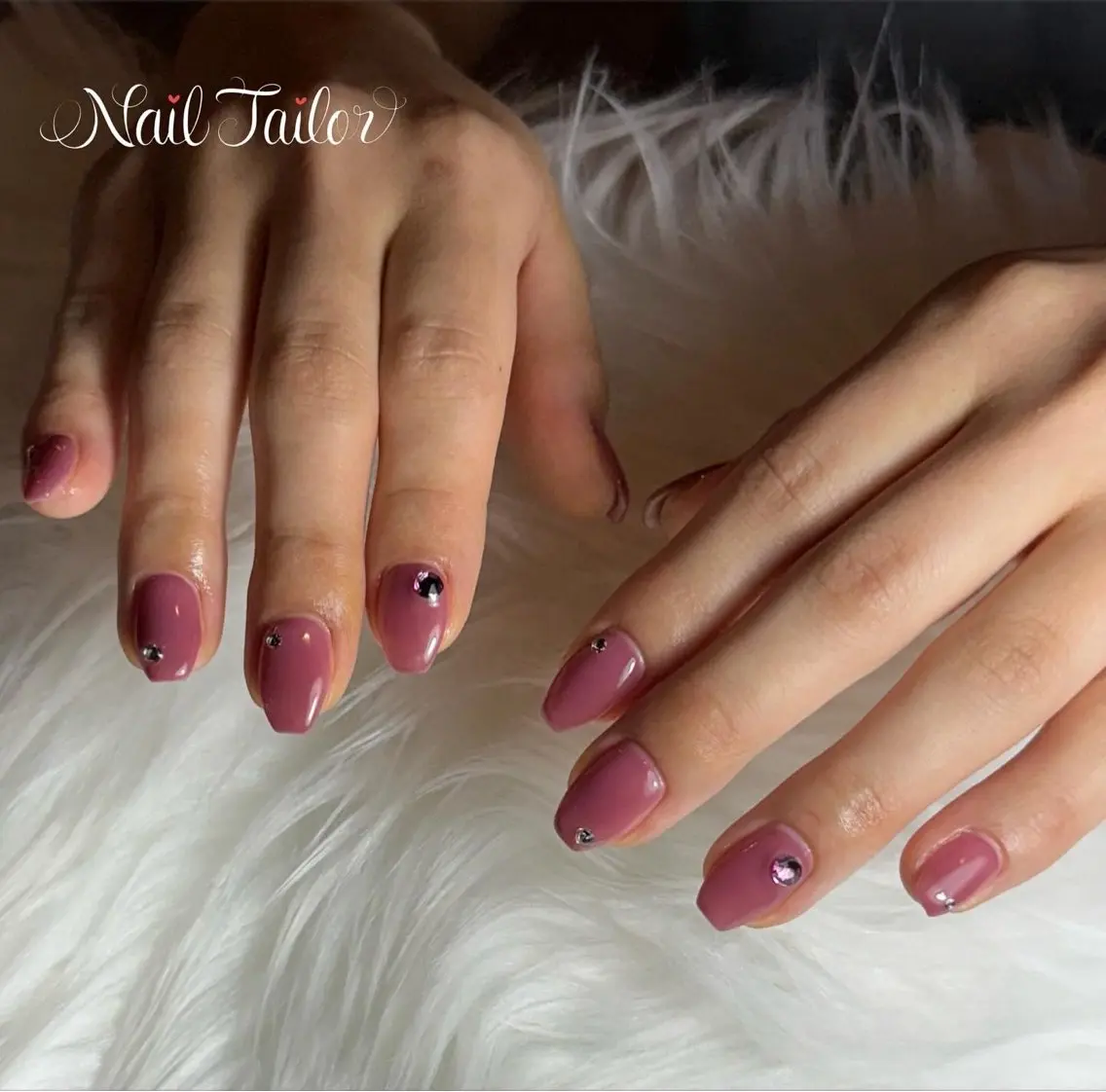 ネイル 長さ出し キラキラネイル ロングネイル ニュアンスネイル オフィスネイル ハンドネイル NailTailor ネイルテイラーのネイルデザイン