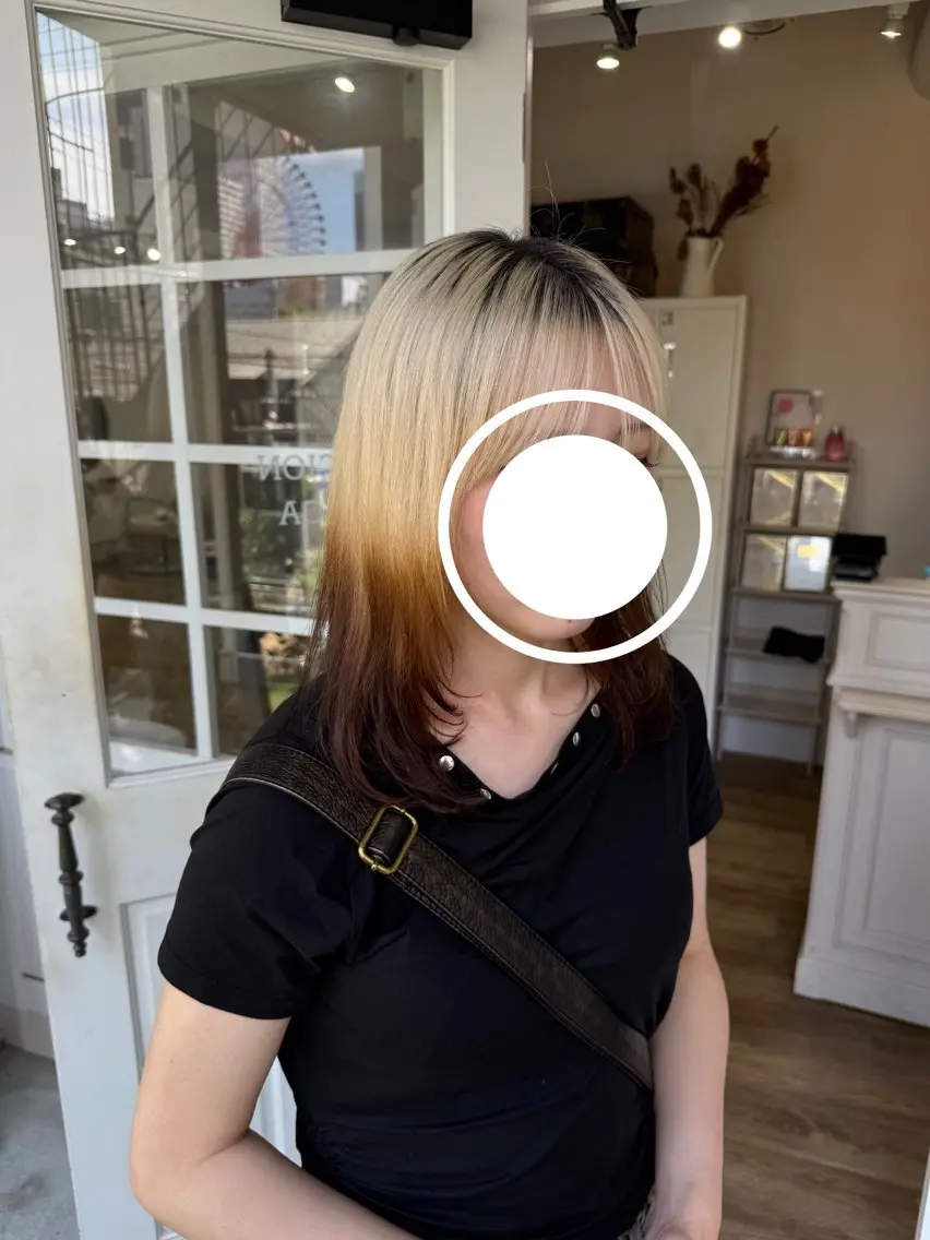 ミディアム 顔周りカット レイヤーカット Ria🌙*゚ 艶カラーのヘアスタイル