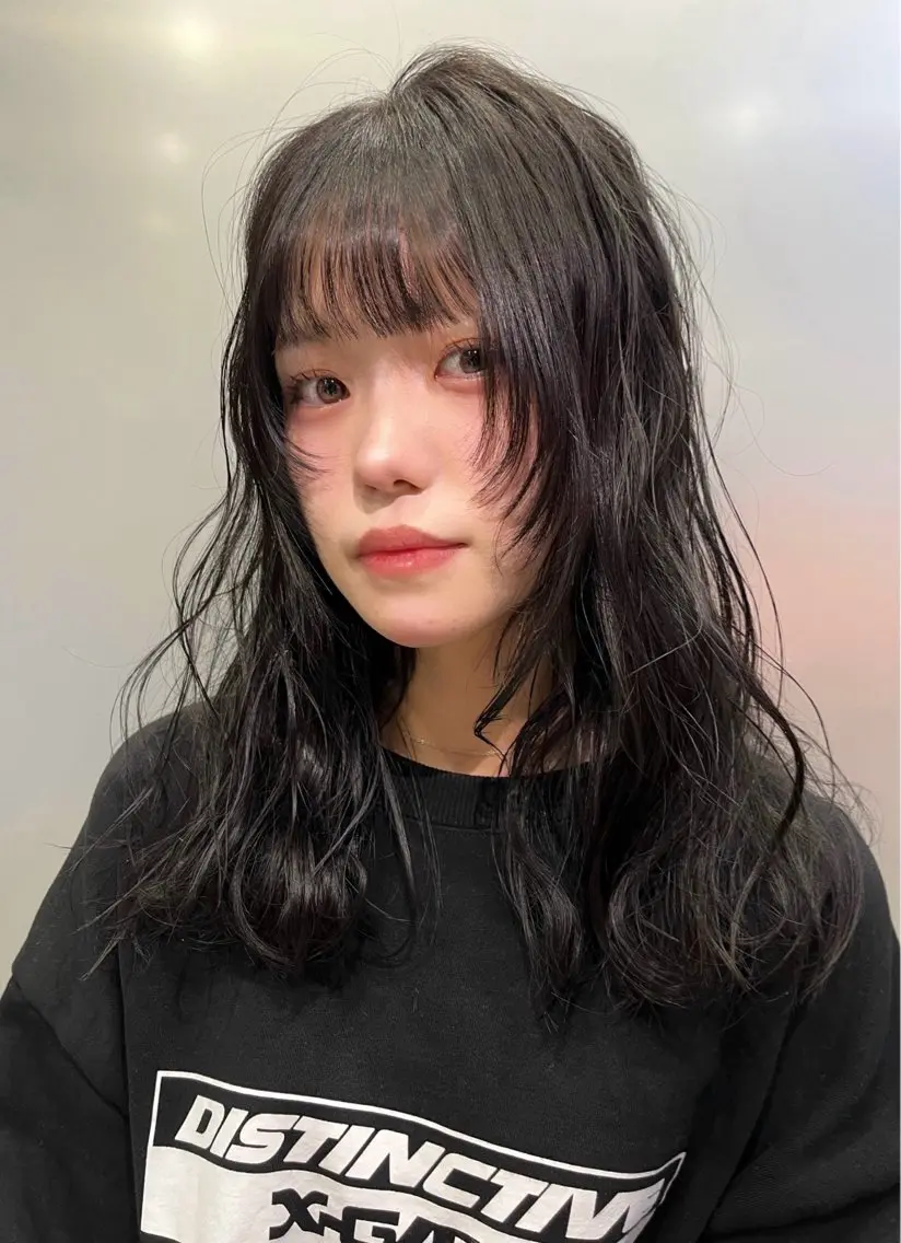 【平日特別枠𝒎𝒆𝒏𝒖🩶】艶カラー➕3stepトリートメント🪞🪄の写真