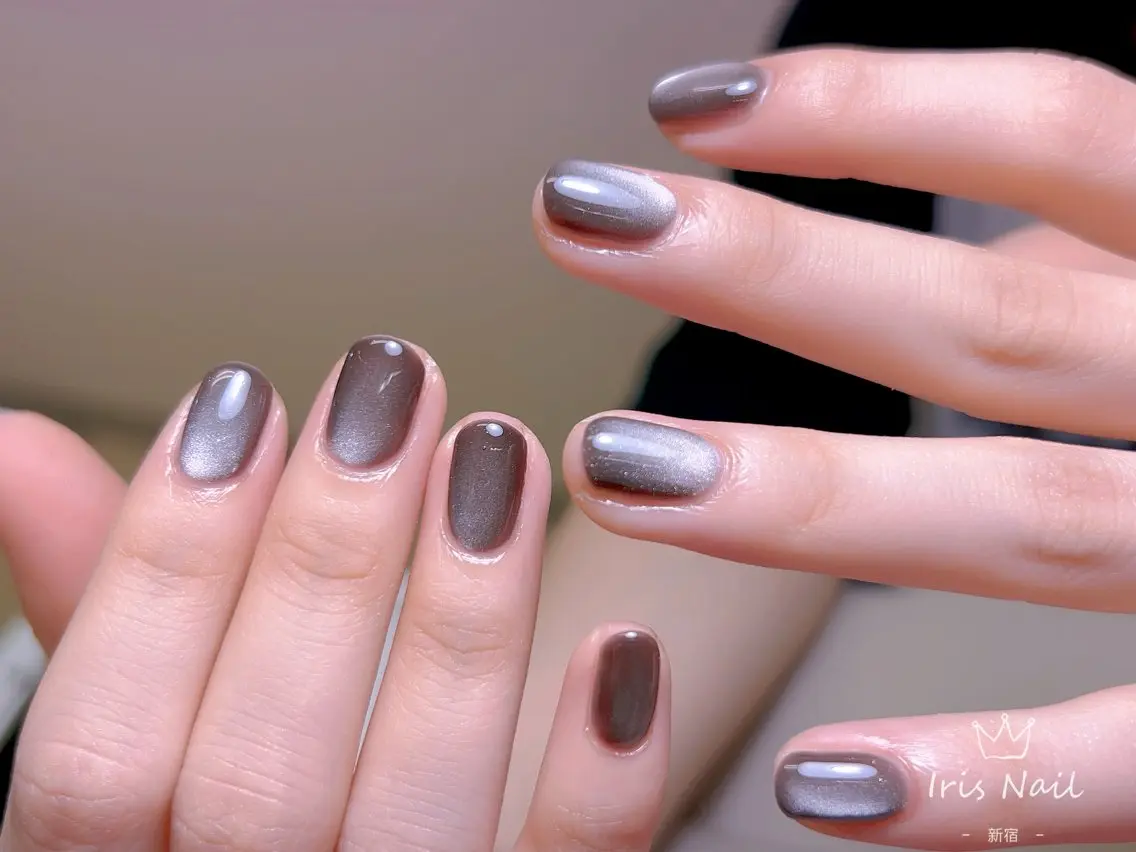 ネイル フレンチネイル ジェルネイル グラデーション 韓国ネイル マグネットネイル ハンドネイル 【長さ出し】 IRIS NAILのネイルデザイン