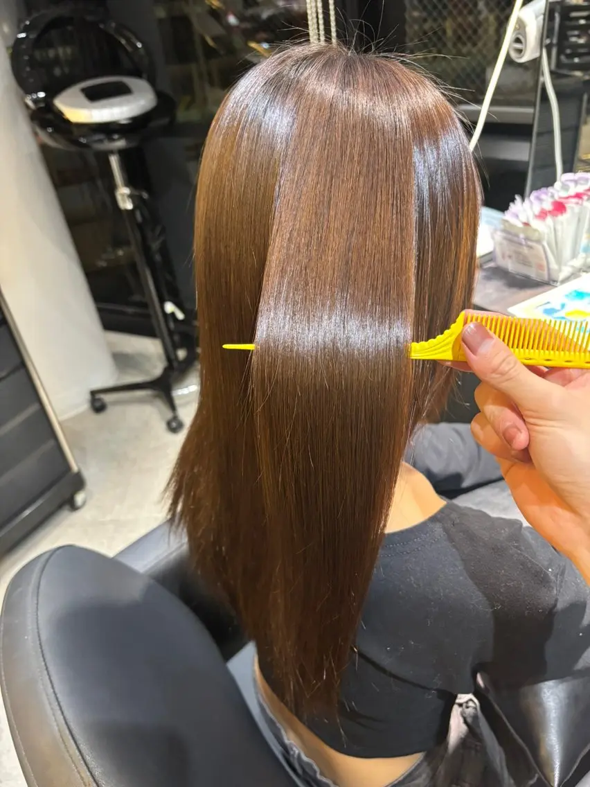 セミロング カット 縮毛矯正 one by the ect佐々木輝人✨のヘアスタイル