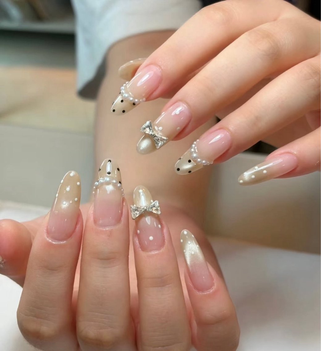 ネイル ガーリー 韓国ネイル ロングネイル 持ち込み ワンホンネイル ハンドネイル HARI NAILのネイルデザイン