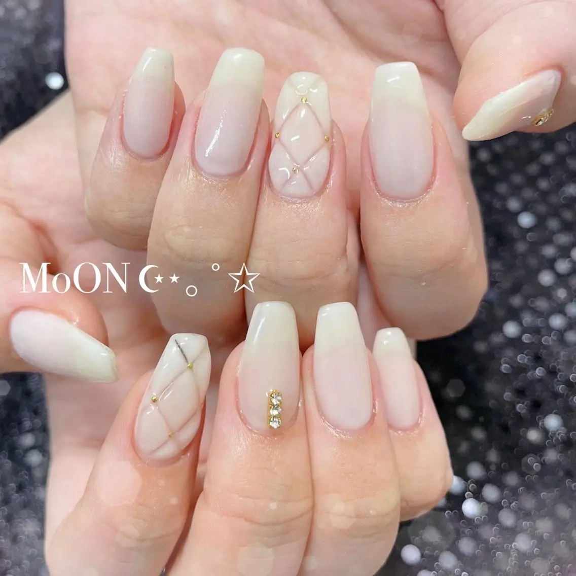 ネイル ハンドネイル ハンドケア MoON...❤︎ MeGuのネイルデザイン