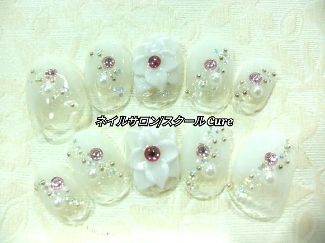 ネイル ネイルサロン Cureのネイルデザイン