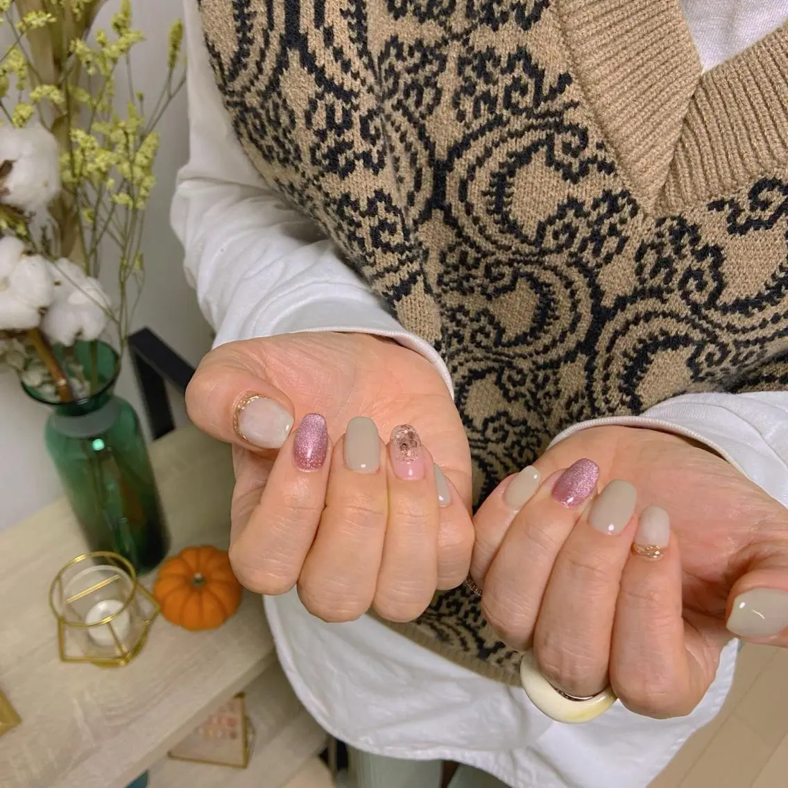 ネイル オーロラネイル カジュアル 長さ出し ジェルネイル 韓国ネイル MH Nailのネイルデザイン