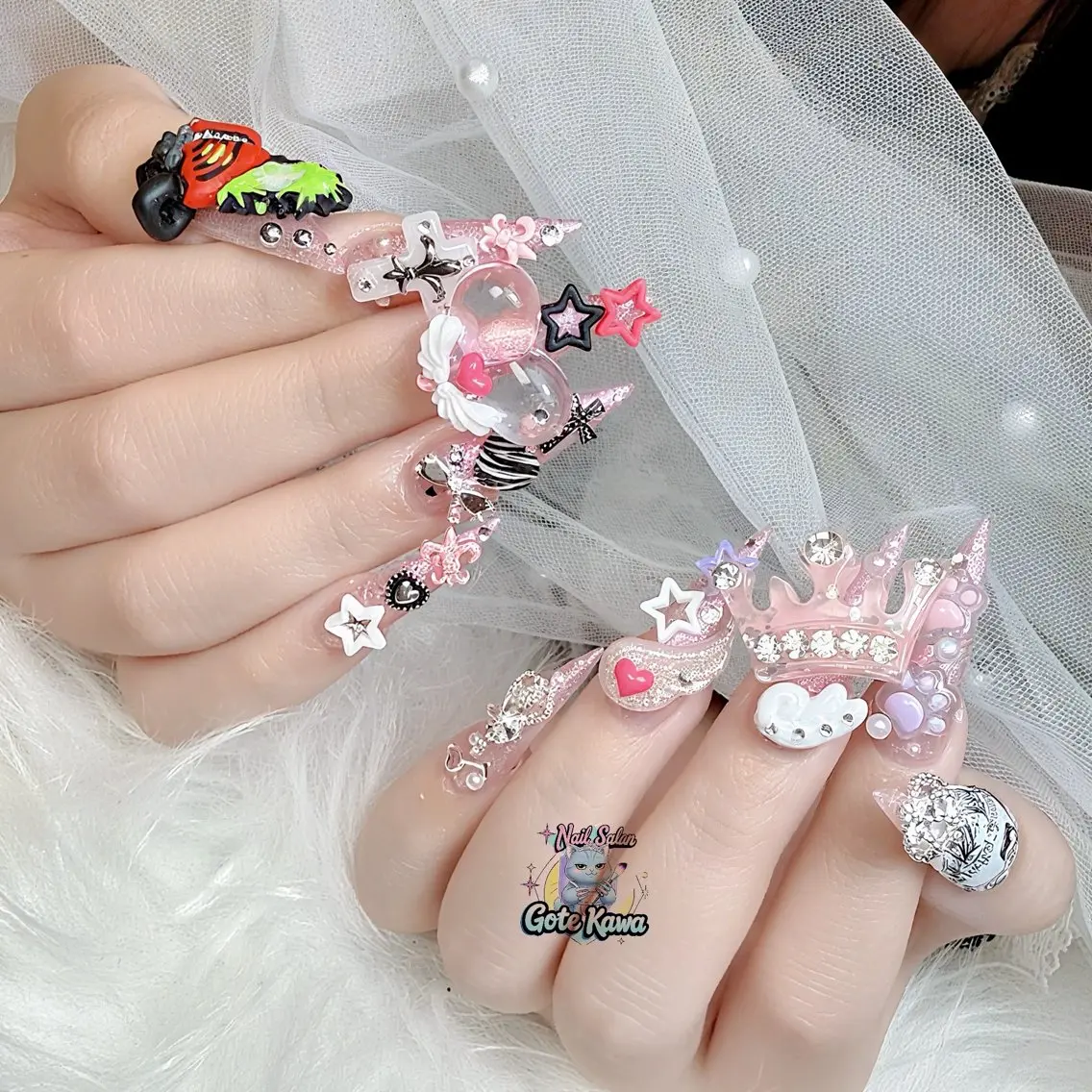 ネイル アートネイル 長さ出し キラキラネイル ピンク リボン ハンドネイル ハンドケア Gote Kawa nail salonのネイルデザイン