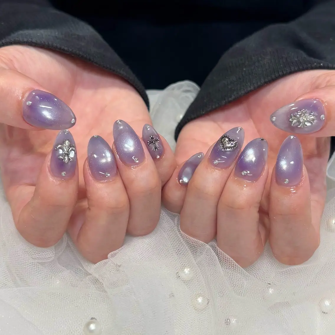 ネイル 氷ネイル・うるうるネイル ワンカラーネイル パープル ハンドネイル 荒巻 めいのネイルデザイン