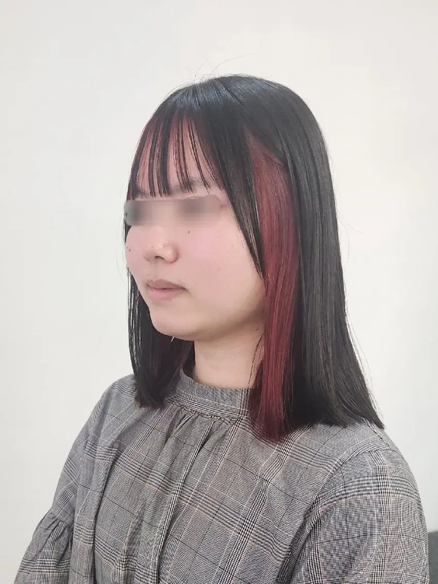 ミディアム カラー ブリーチ インナーカラー ピンクカラー カット ヘアカラー 安達まい/ インナーカラー◎のヘアスタイル