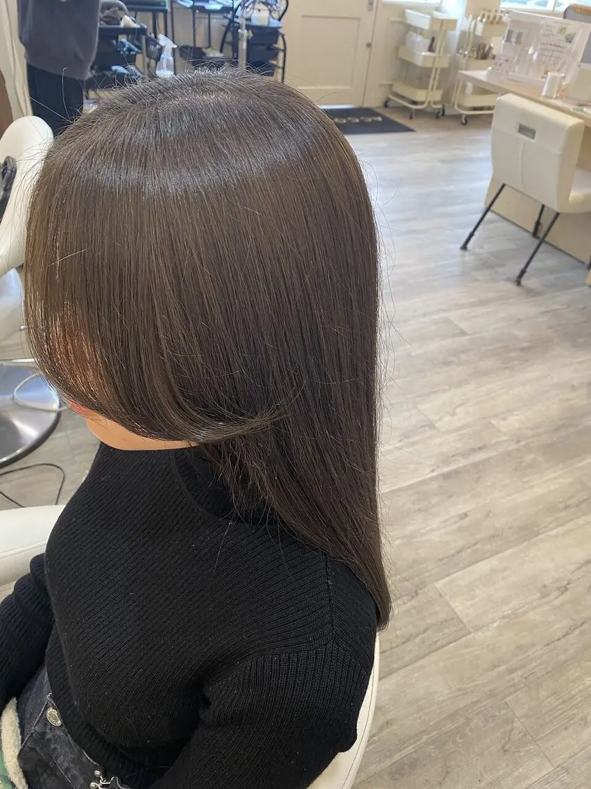 カット 縮毛矯正 伊庭 勇輝のヘアスタイル