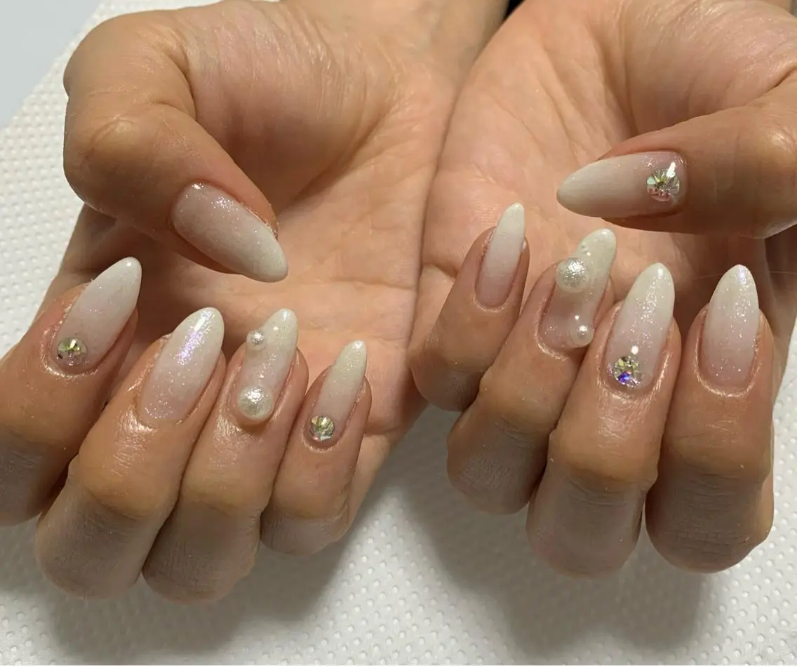 ネイル シンプルネイル ストーンネイル nail M&Tのネイルデザイン