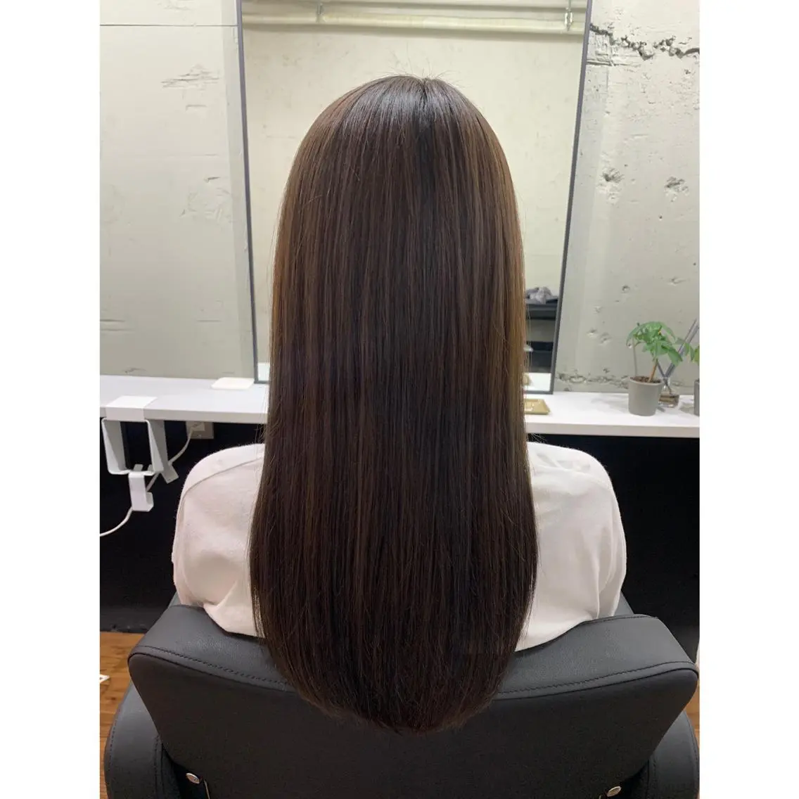 ロング 髪質改善専門　酸性ス トレート　縮毛矯正のヘアスタイル