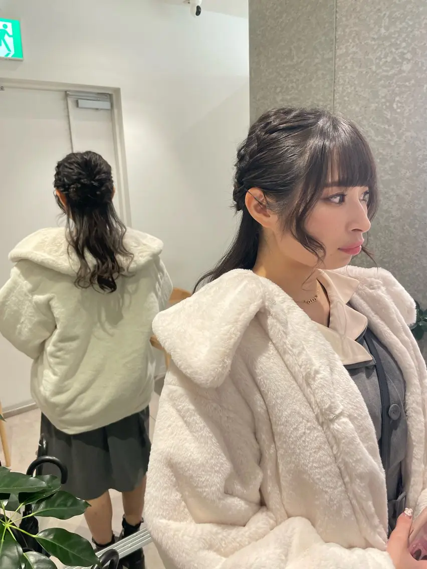 セミロング ヘアアレンジ ハーフアップ 結婚式・ブライダル ヘアセット 髪質改善ヘアケア 艶髪特化/上田のヘアスタイル