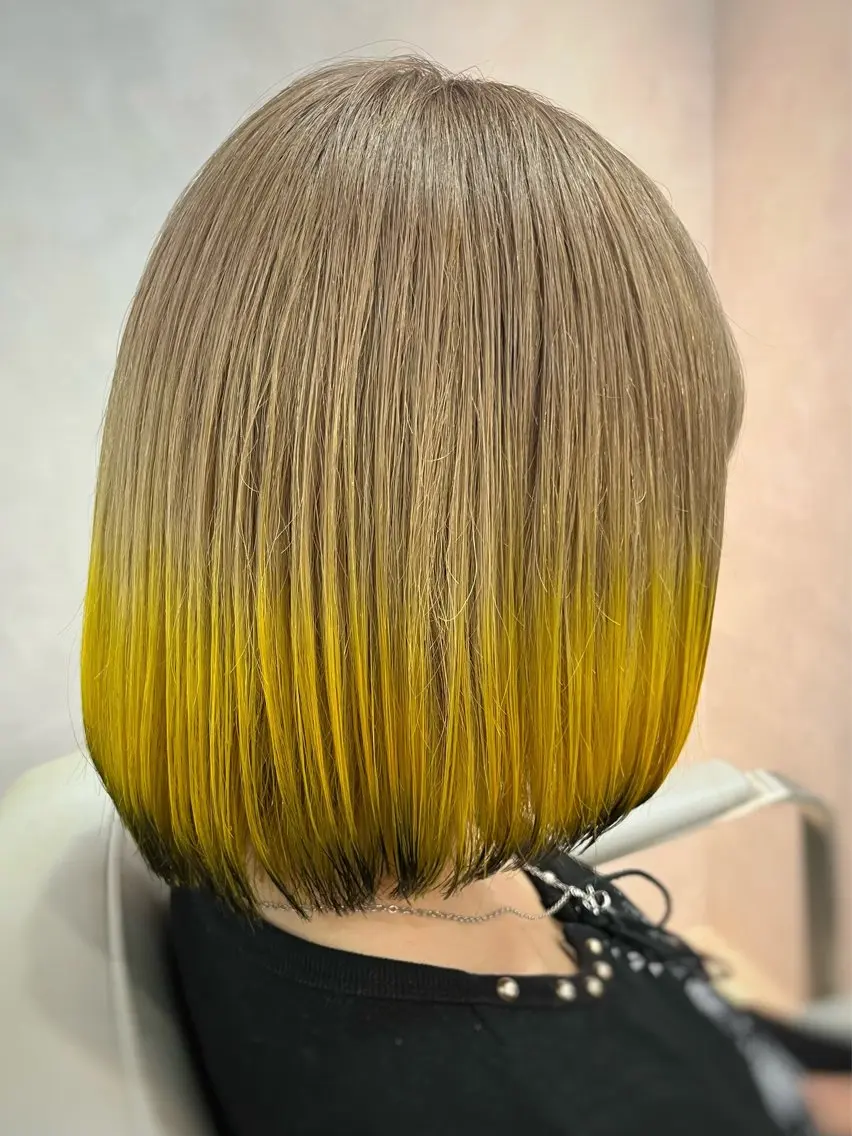 ミディアム カラー ベージュカラー ブリーチ デザインカラー ダブルカラー グラデーションカラー ヘアカラー メンズツイスパ波巻き 橋本貴志ブリーチのヘアスタイル