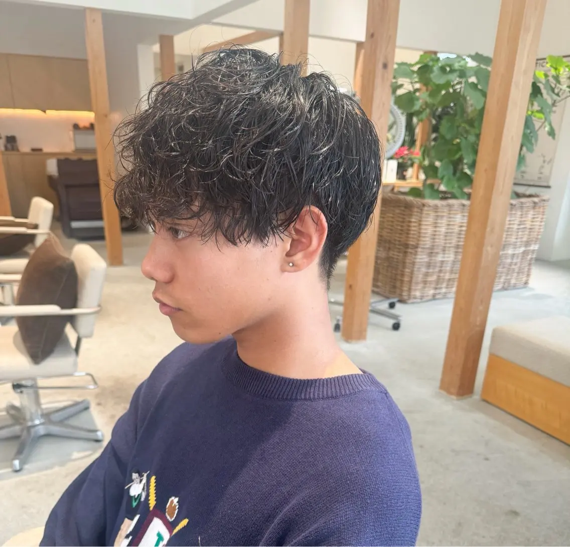 ショート パーマ メンズ マッシュ メンズパーマ スパイラルパーマ 服部 雄輝のヘアスタイル