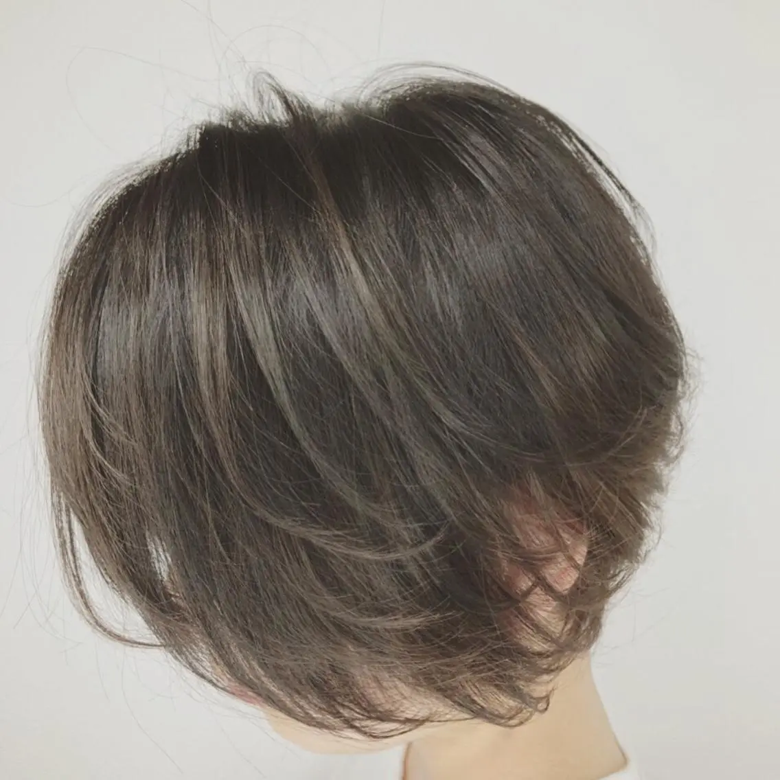 ショート カラー ショートボブ ハンサムショート ボブ ショートヘア 小顔カット ヘアカラー トリートメント ヘッドスパ 上田 篤史のヘアスタイル