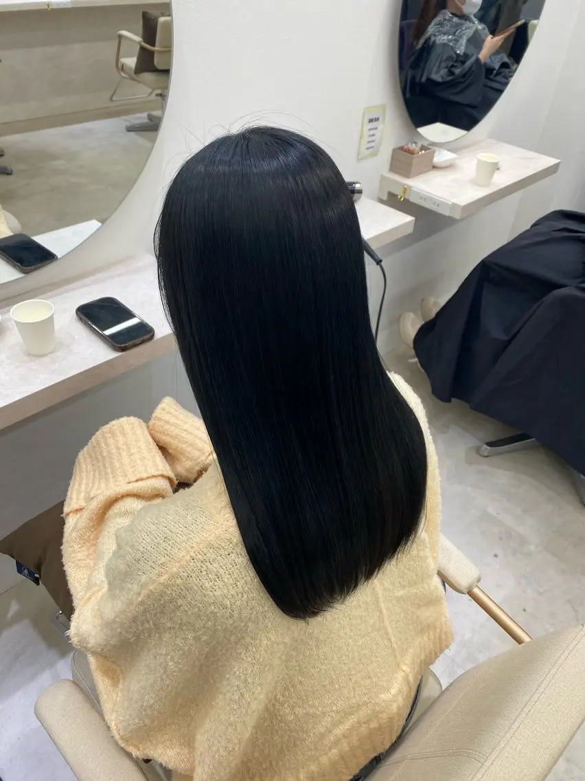 ロング 韓国風ヘア 小顔カット 縮毛矯正 カット 縮毛矯正 トリートメント 艶髪/縮毛矯正/ Core mikuaのヘアスタイル