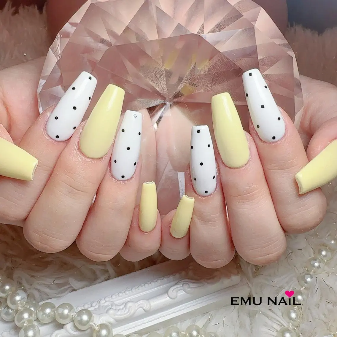 ネイル EMU NAILのネイルデザイン