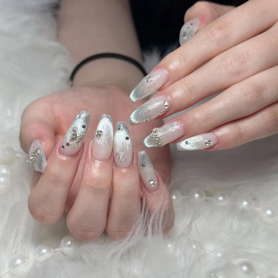ネイル アートネイル チークネイル ドット フットネイル フレンチネイル Mika Nails 心斎橋のネイルデザイン