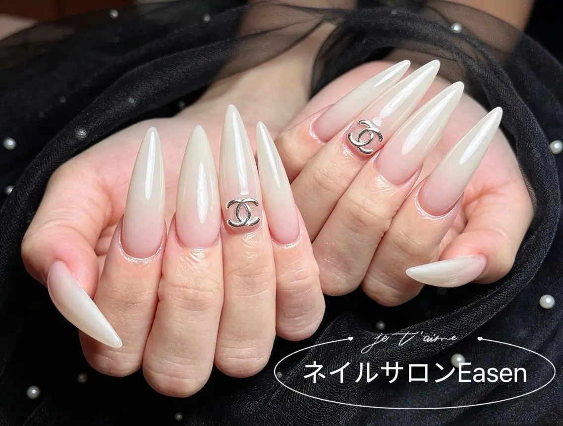 ネイル ネイルサロン Easenのネイルデザイン