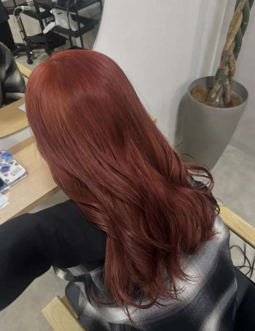 ロング カット ヘアカラー 小寺 唯希のヘアスタイル
