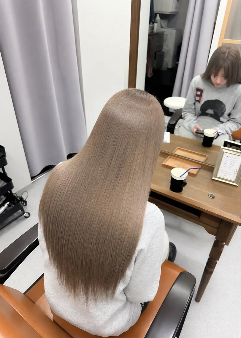 ロング ヘアカラー 中島 大聖のヘアスタイル