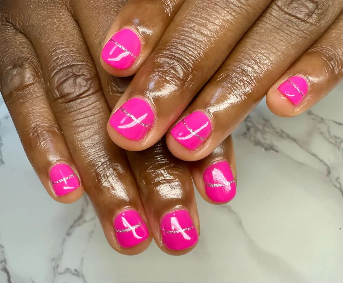 ネイル フラッシュネイル キラキラネイル マグネットネイル ニュアンスネイル ワンカラーネイル Mai’s nailのネイルデザイン