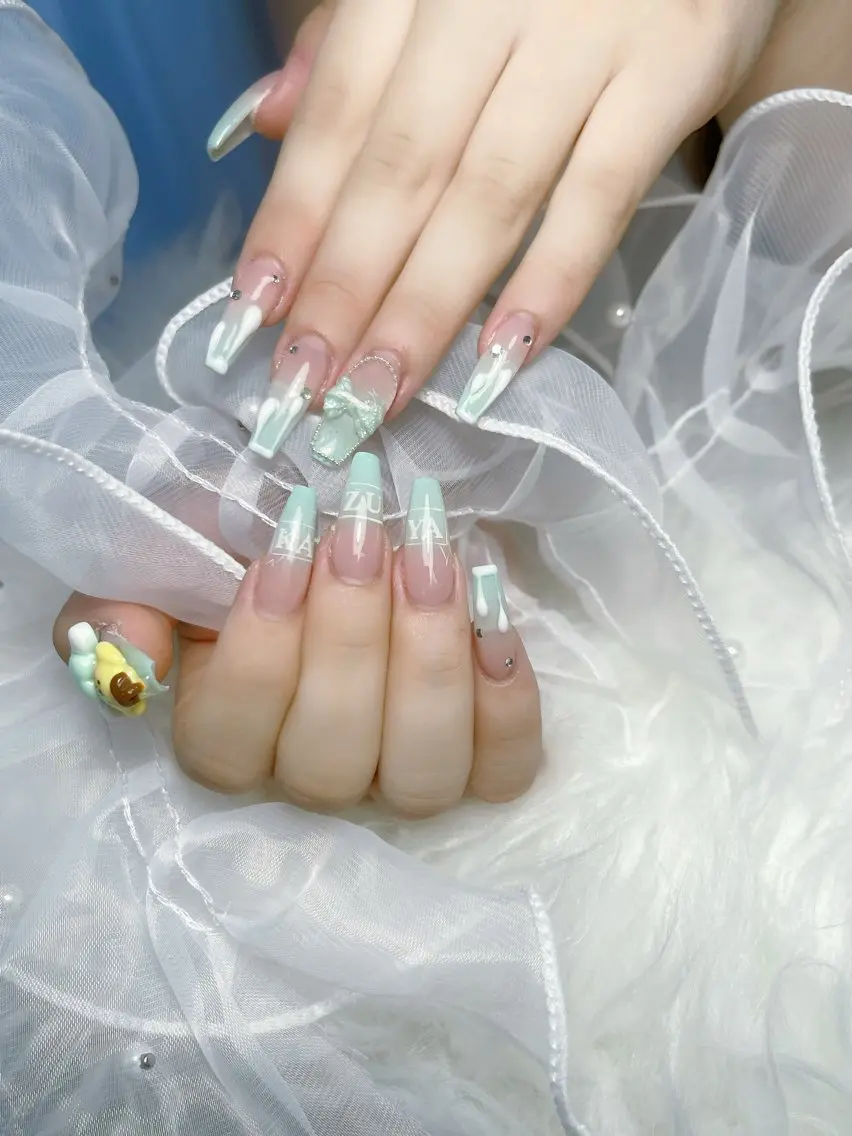 ネイル アートネイル チークネイル ドット フットネイル フレンチネイル ハンドネイル Rina Mika Nailsのネイルデザイン