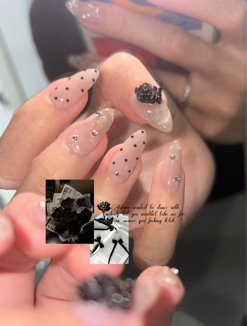 ネイル ドット ハンドネイル YUUMI🫧 nailのネイルデザイン