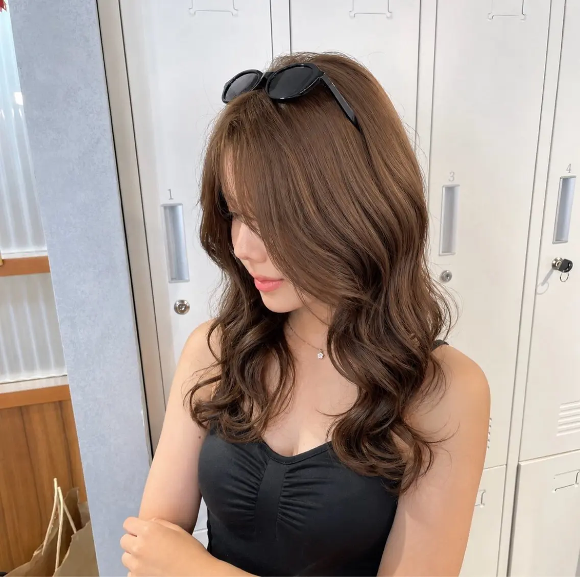 セミロング カラー カット ヘアカラー トリートメント EIGHT 濱田響のヘアスタイル