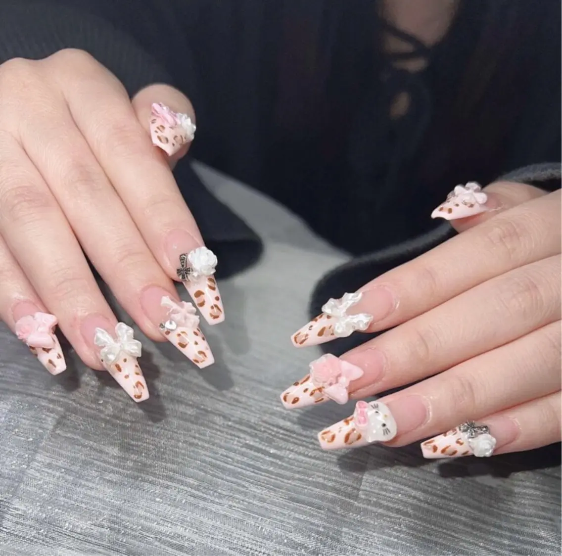 ネイル ハンドネイル Lee Ainのネイルデザイン
