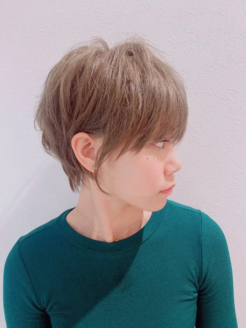 美容学生限定クーポン ブリーチ1回+ワンカラーの写真