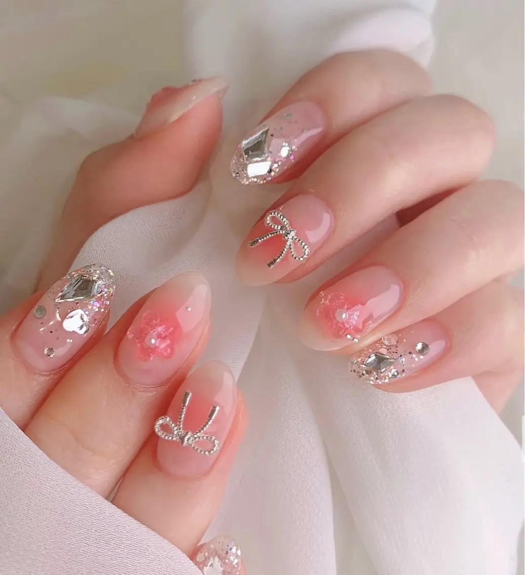 ネイル アートネイル ジェルネイル ガーリー 韓国ネイル パラジェル NailSalon✨ Écrinエクランのネイルデザイン