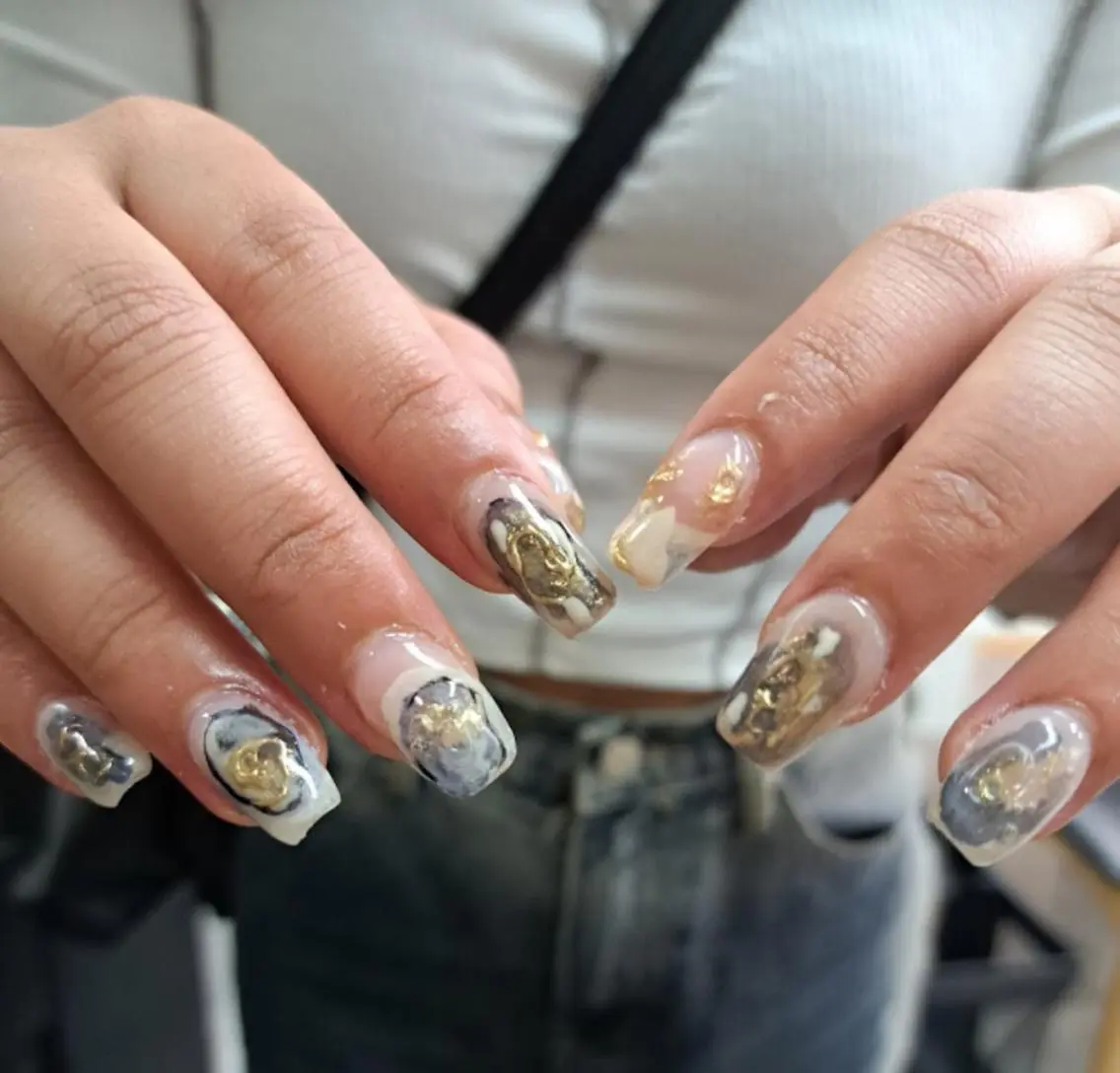 ネイル アートネイル ジェルネイル ニュアンスネイル スカルプネイル nailstudio eviz新宿店のネイルデザイン