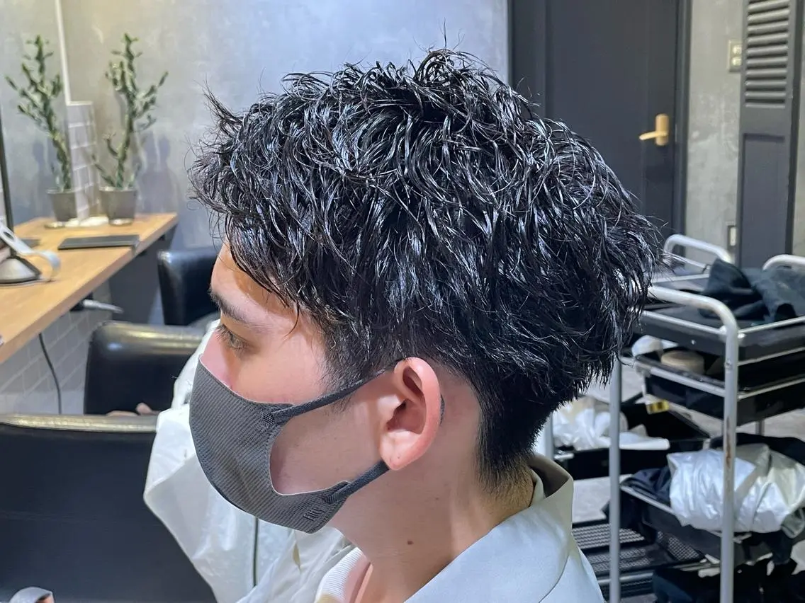 パーマ メンズ カット パーマ トリートメント 前川 海斗のヘアスタイル